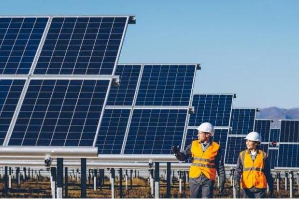 Photovoltaic ဖျူးပစ္စည်းကွဲပြားခြားနားမှုနှင့်ဂုဏ်ထူး